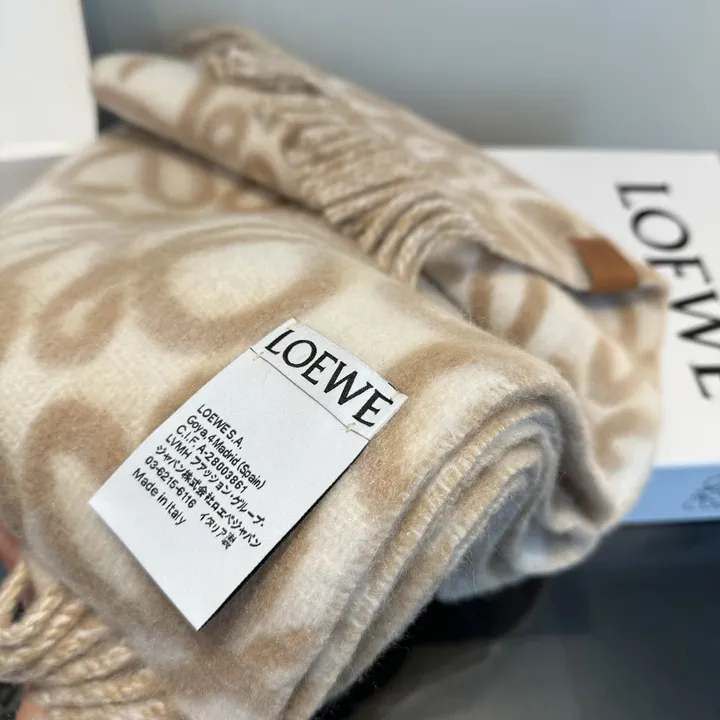 スーパーコピー ロエベ マフラー