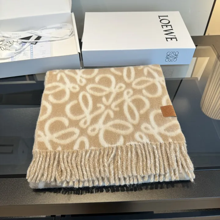 スーパーコピー ロエベ マフラー