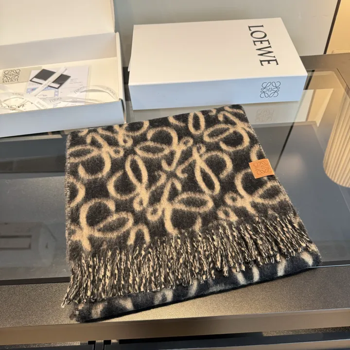 スーパーコピー ロエベ マフラー