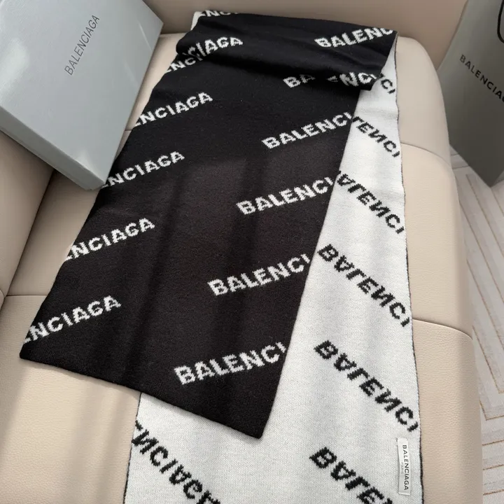 スーパーコピー セリーヌ マフラー