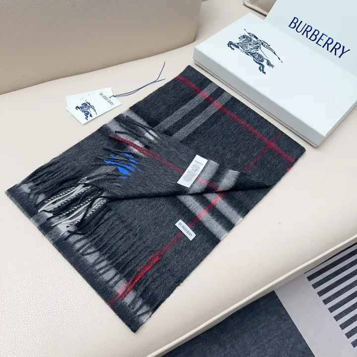 スーパーコピー バーバリー ス マフラー