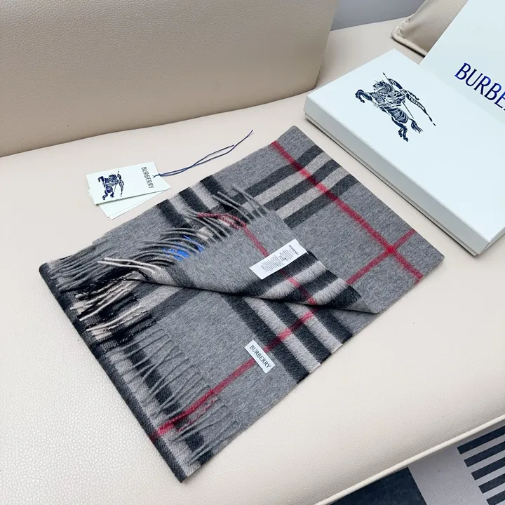 スーパーコピー バーバリー ス マフラー