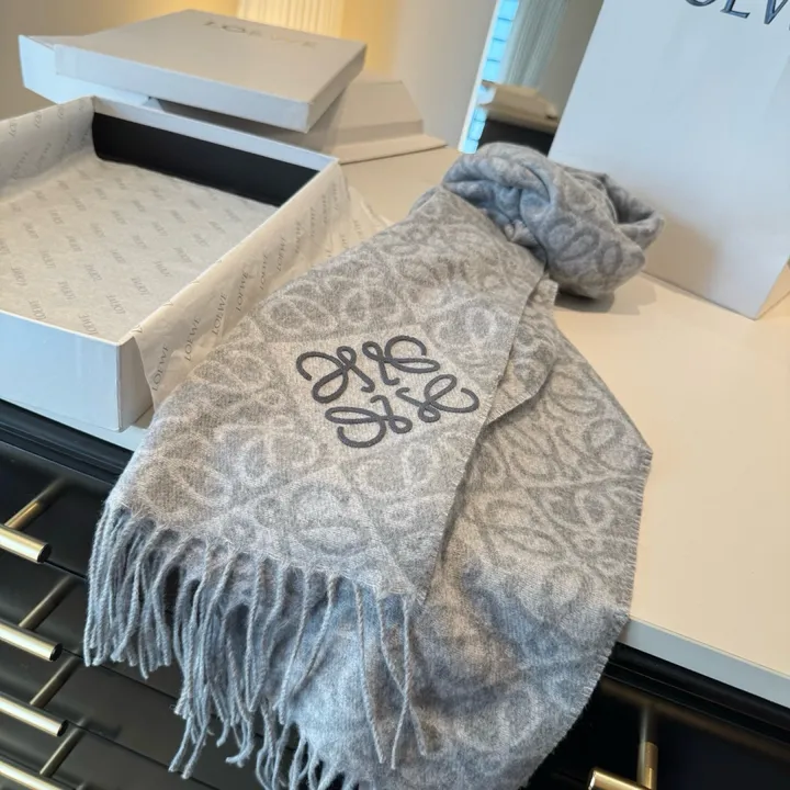 スーパーコピー ロエベ マフラー