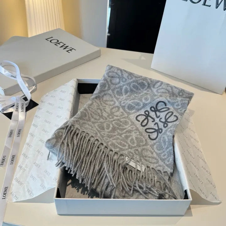 スーパーコピー ロエベ マフラー