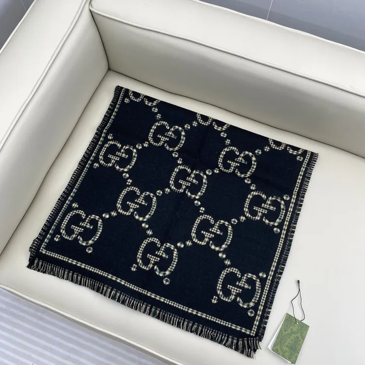 スーパーコピー グッチ マフラー