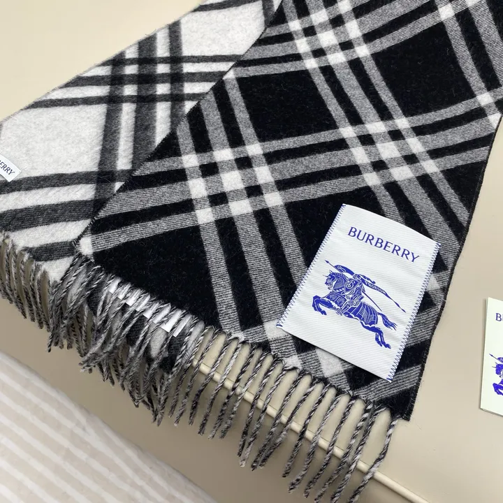 スーパーコピー バーバリー ス マフラー