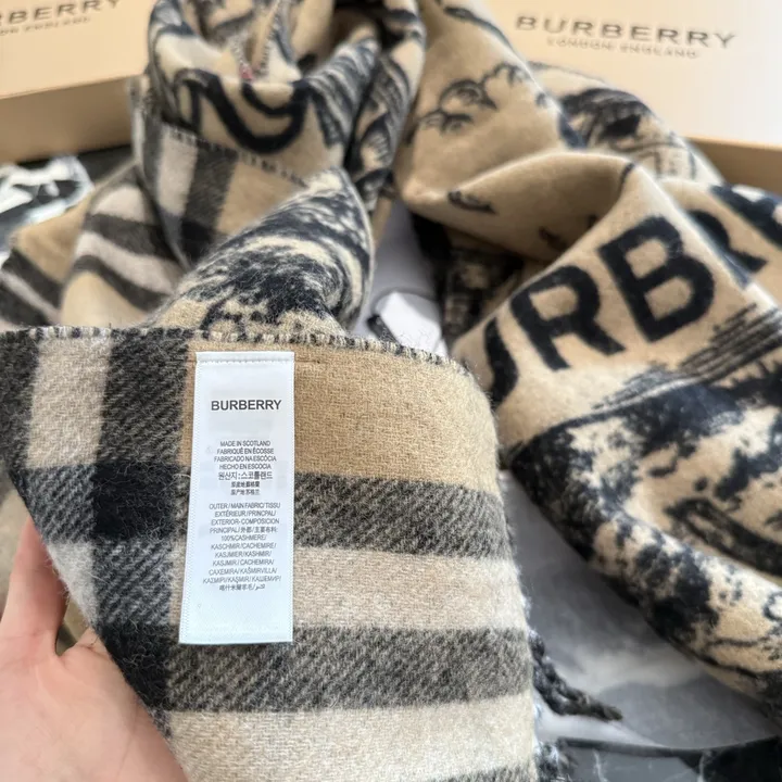 スーパーコピー バーバリー ス マフラー