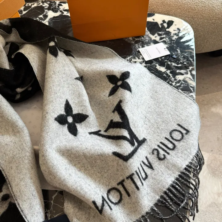 スーパーコピー ルイヴィトン マフラー