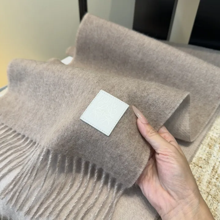 スーパーコピー ロエベ マフラー