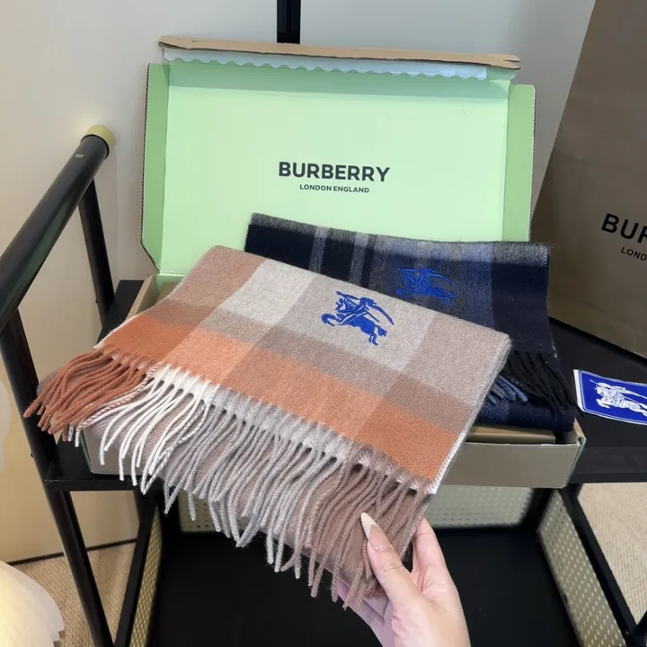 スーパーコピー バーバリー ス マフラー