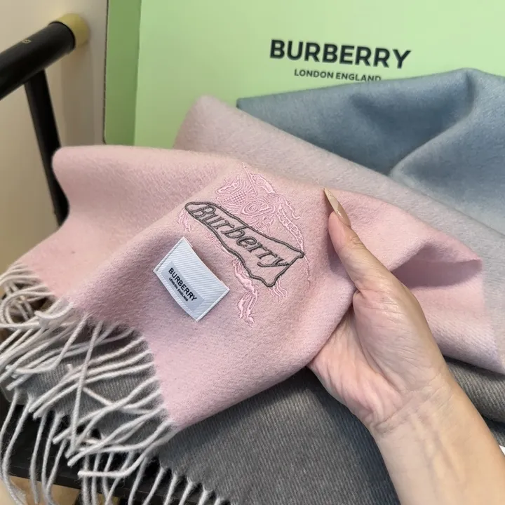 スーパーコピー バーバリー ス マフラー