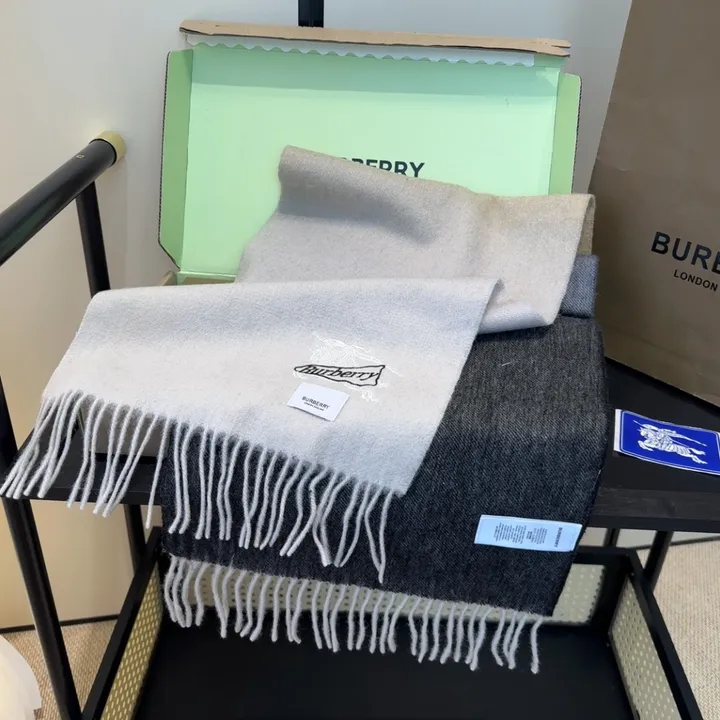 スーパーコピー バーバリー ス マフラー