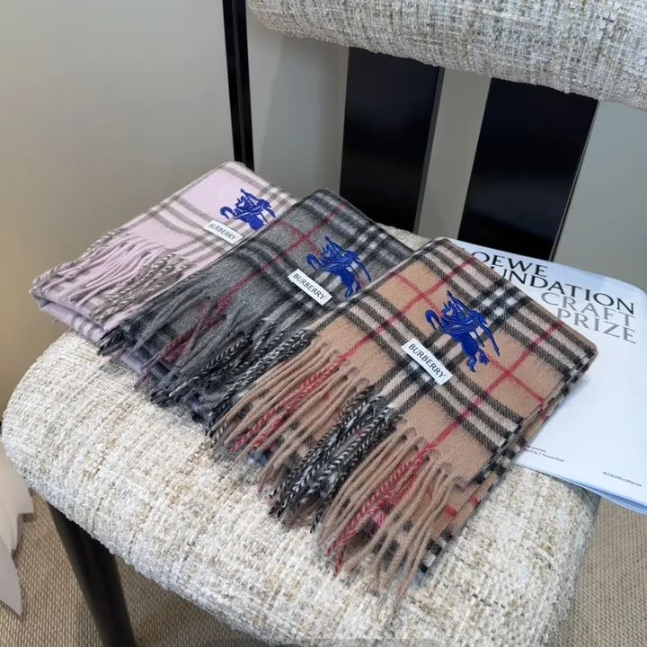 スーパーコピー バーバリー ス マフラー