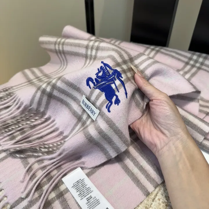 スーパーコピー バーバリー ス マフラー