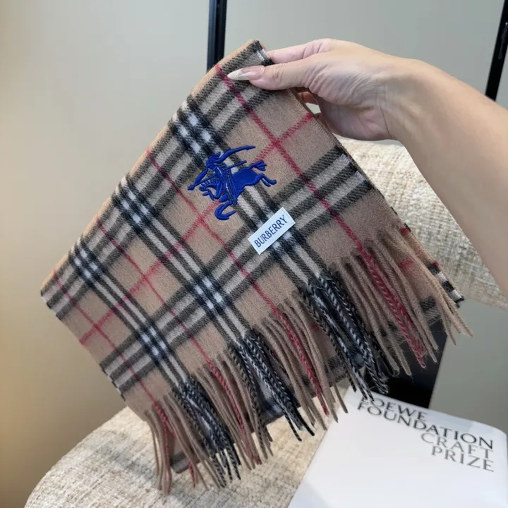 スーパーコピー バーバリー ス マフラー