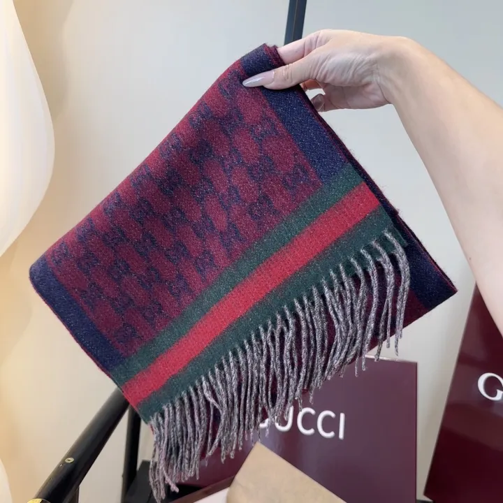 スーパーコピー グッチ マフラー