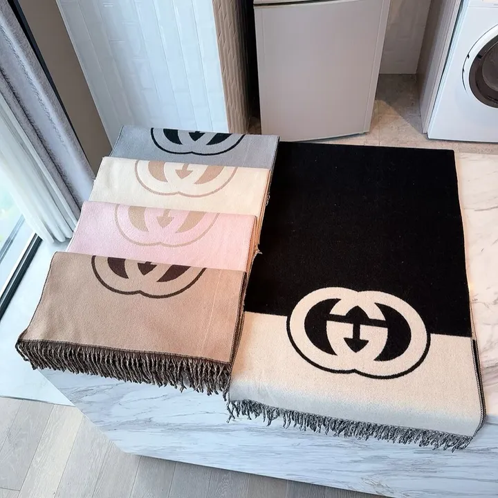 スーパーコピー グッチ マフラー