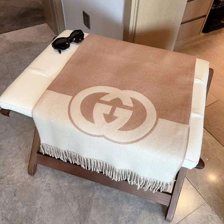 スーパーコピー グッチ マフラー