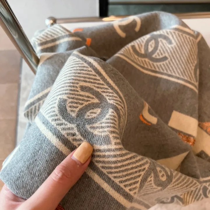 スーパーコピー シャネル マフラー