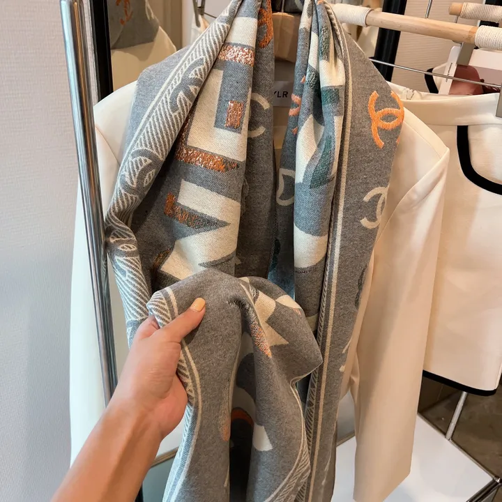 スーパーコピー シャネル マフラー