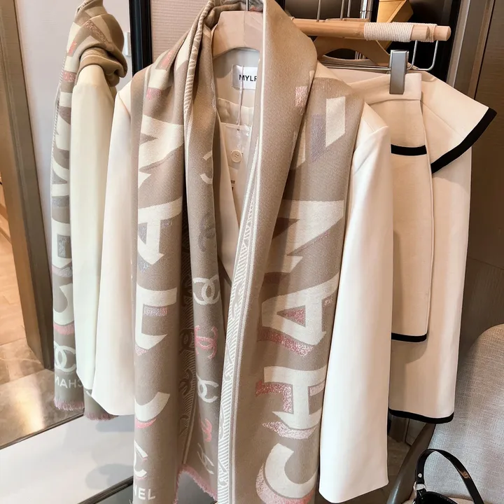 スーパーコピー シャネル マフラー