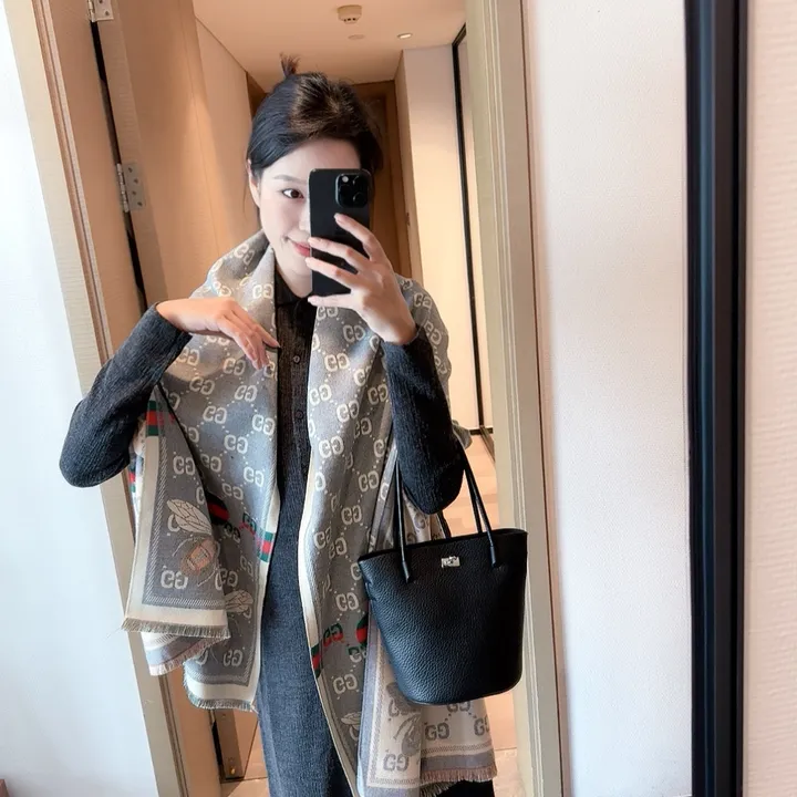 スーパーコピー グッチ マフラー