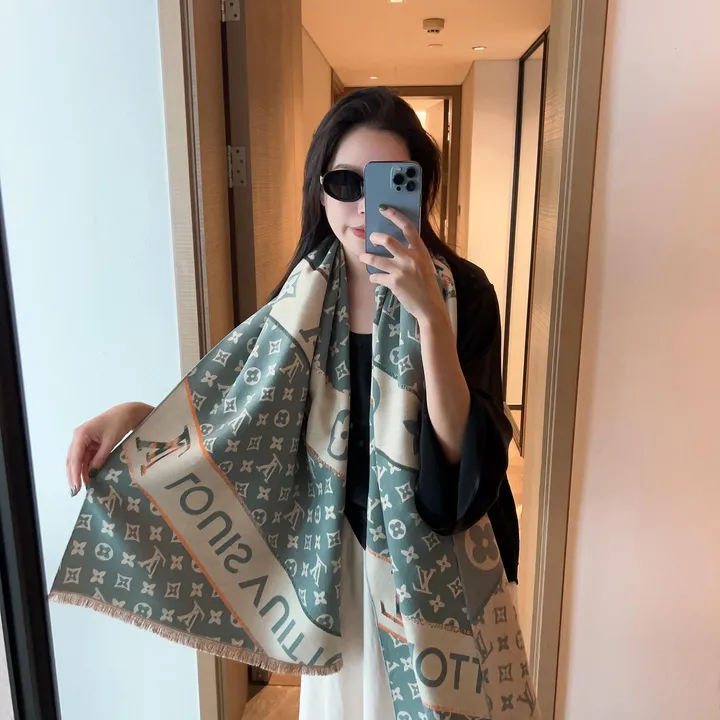 スーパーコピー ルイヴィトン マフラー