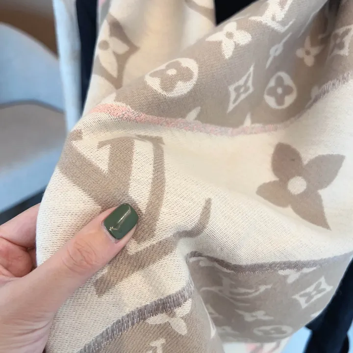 スーパーコピー ルイヴィトン マフラー