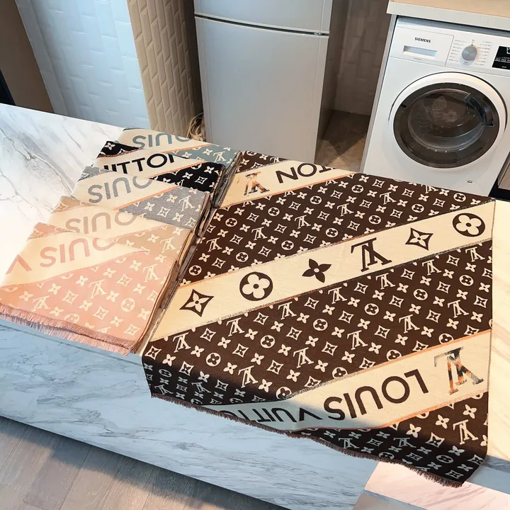 スーパーコピー ルイヴィトン マフラー