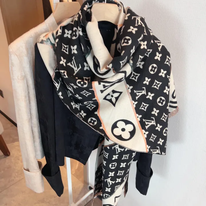 スーパーコピー ルイヴィトン マフラー