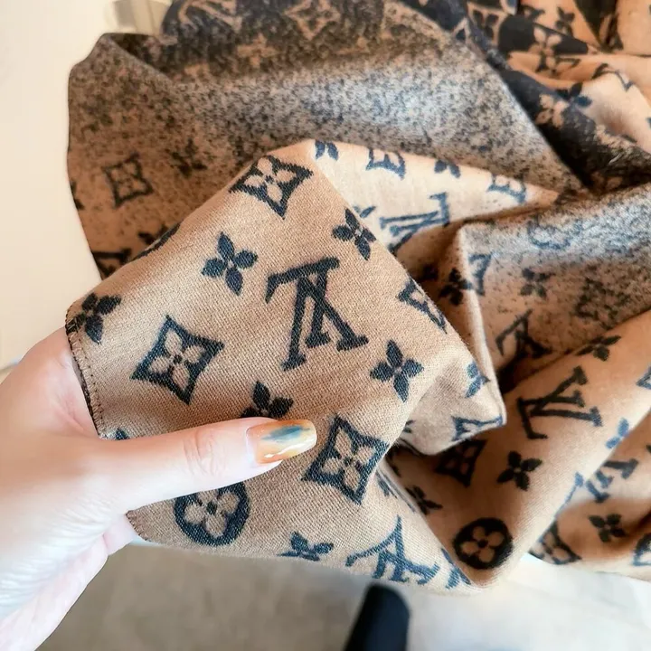 スーパーコピー ルイヴィトン マフラー