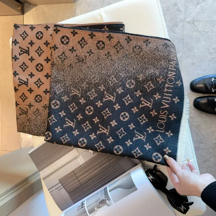 スーパーコピー ルイヴィトン マフラー