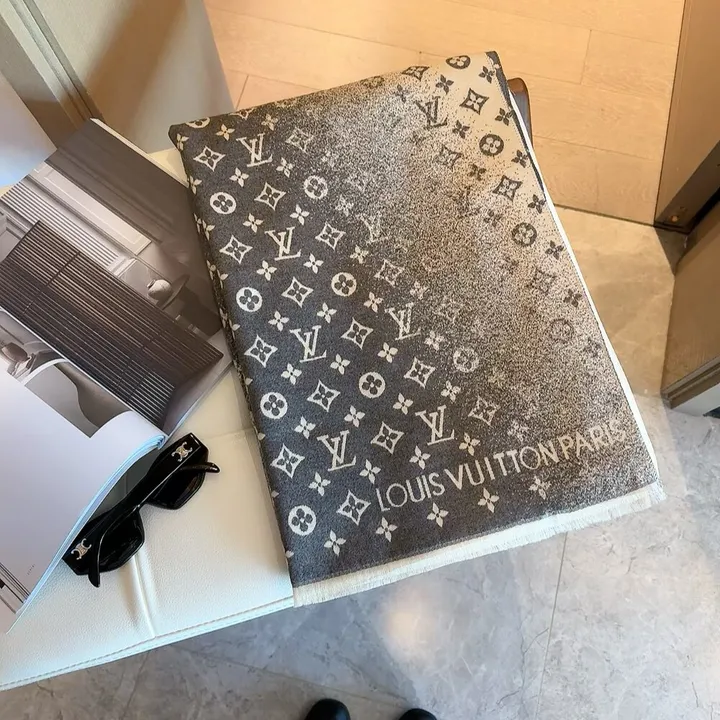 スーパーコピー ルイヴィトン マフラー