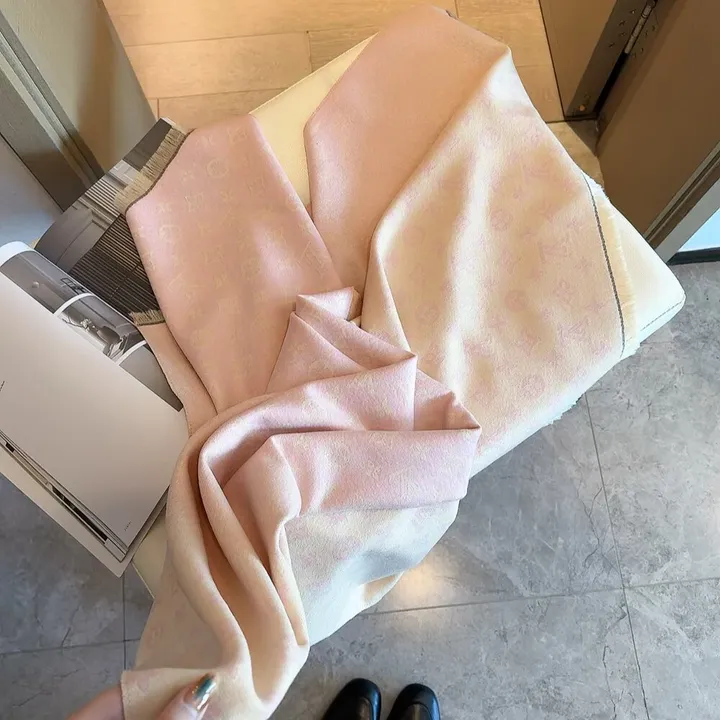 スーパーコピー ルイヴィトン マフラー