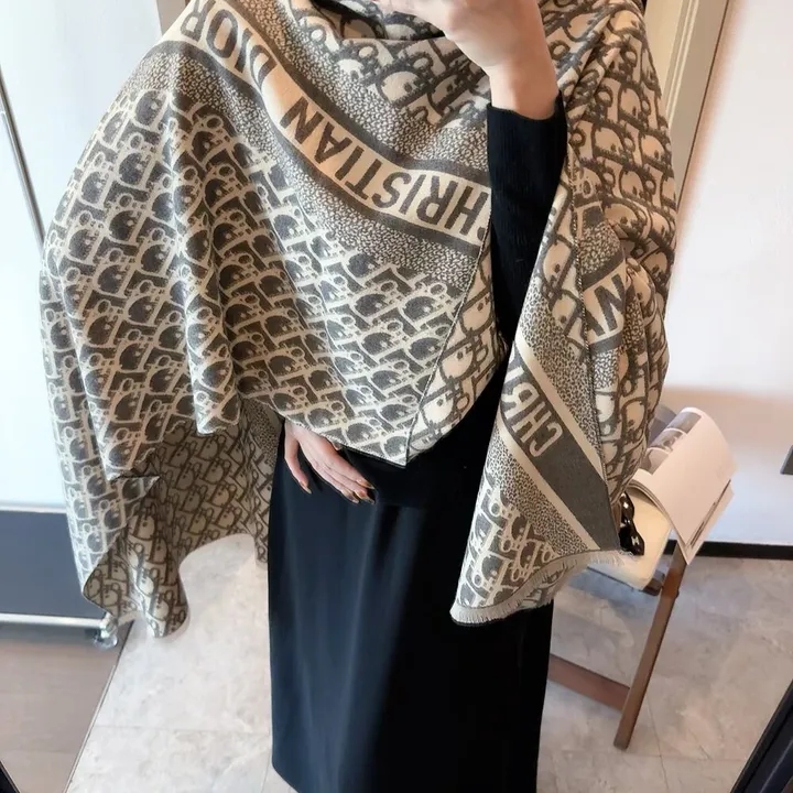 スーパーコピー ディオール マフラー