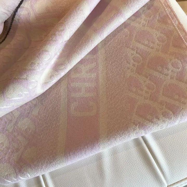 スーパーコピー ディオール マフラー