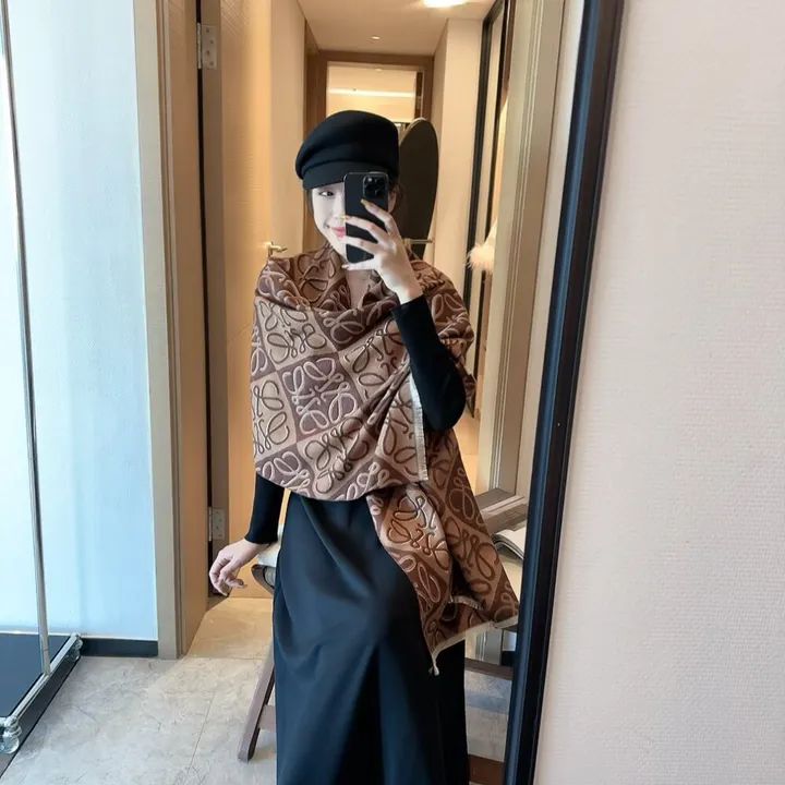 スーパーコピー ロエベ マフラー