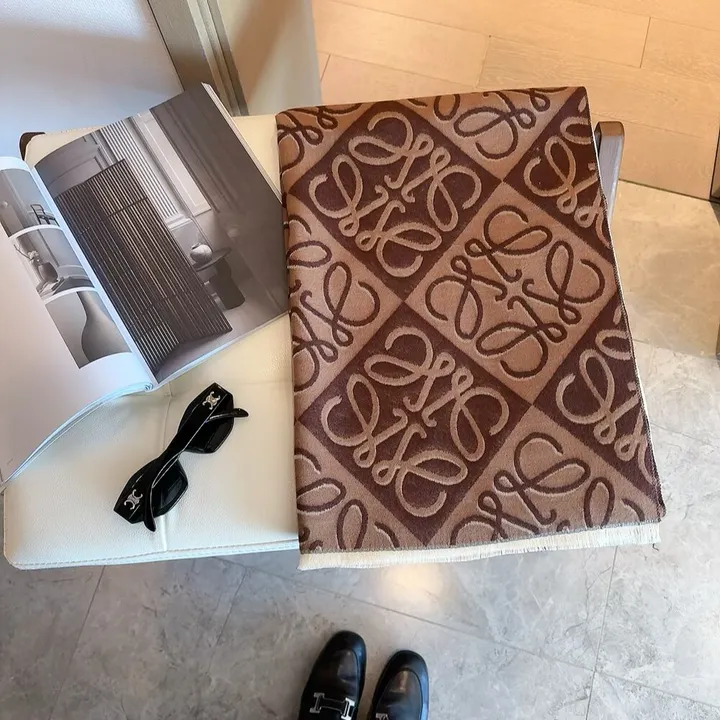 スーパーコピー ロエベ マフラー