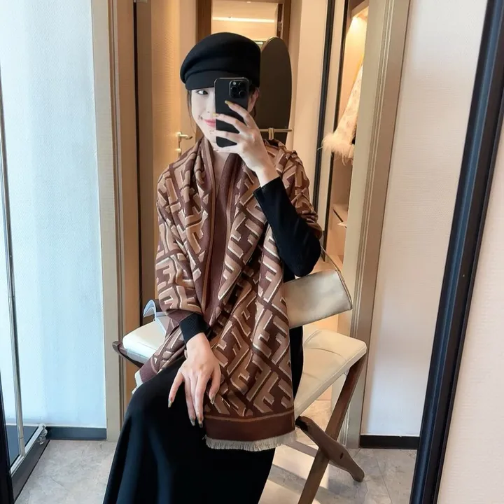 スーパーコピー フェンディ マフラー