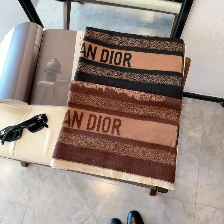 スーパーコピー ディオール マフラー