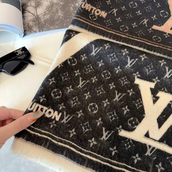 スーパーコピー ルイヴィトン マフラー