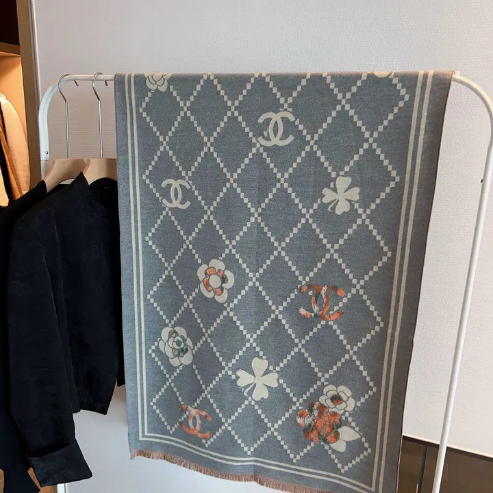 スーパーコピー シャネル マフラー