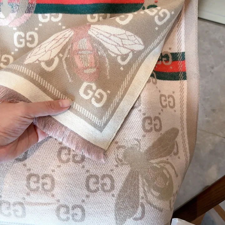 スーパーコピー グッチ マフラー