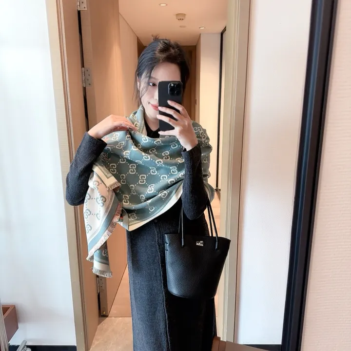 スーパーコピー グッチ マフラー