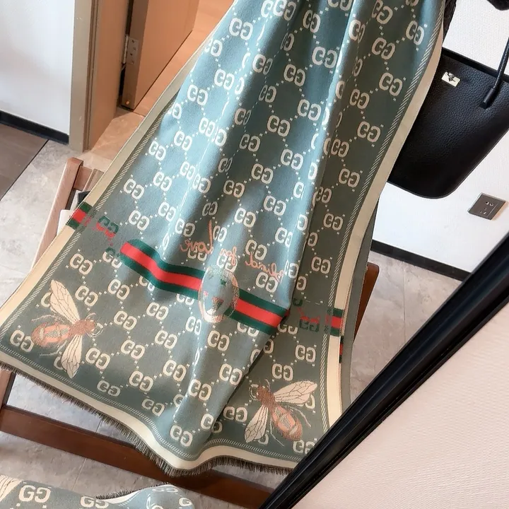 スーパーコピー グッチ マフラー