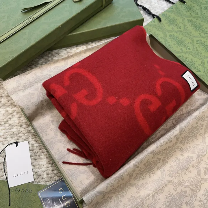 スーパーコピー グッチ マフラー