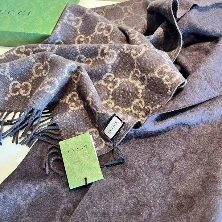 スーパーコピー グッチ マフラー