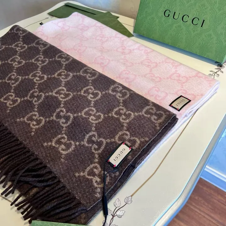 スーパーコピー グッチ マフラー