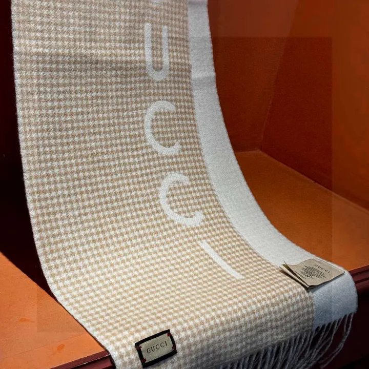 スーパーコピー グッチ マフラー