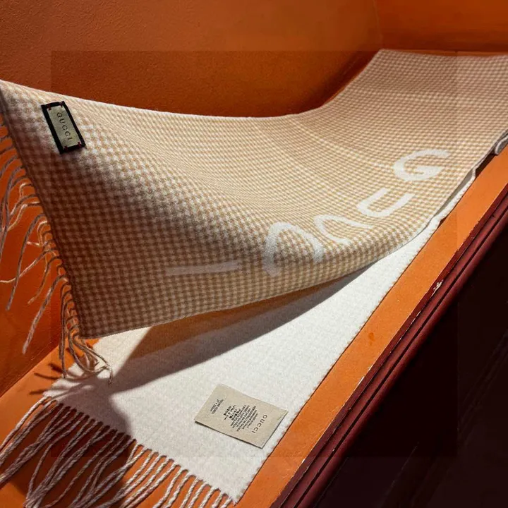 スーパーコピー グッチ マフラー